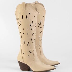 Women's Cream Western Boots
